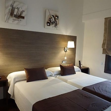 Suites A Coruna Bagian luar foto